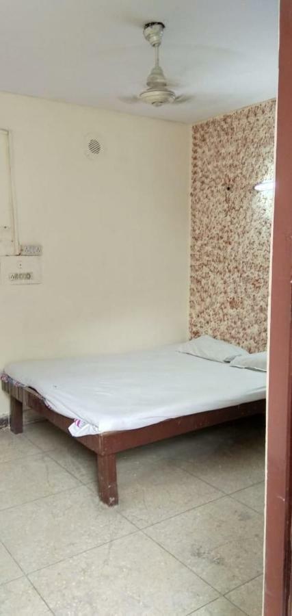 Hotel S P New Delhi Eksteriør bilde